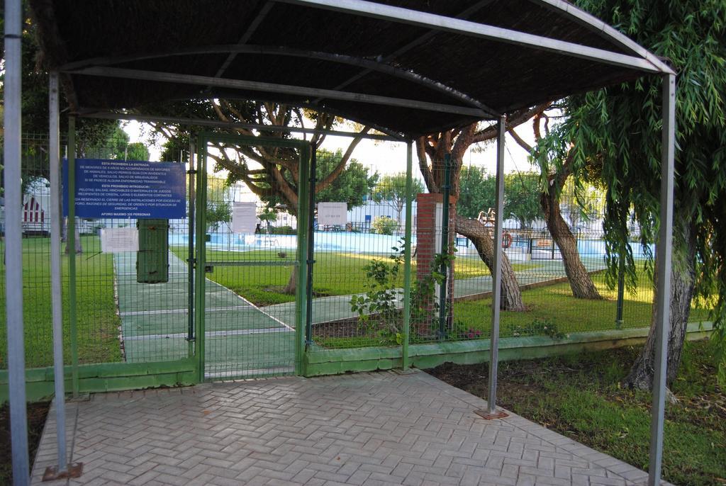 Apartamentos Segunda Pista Chiclana de la Frontera Habitación foto